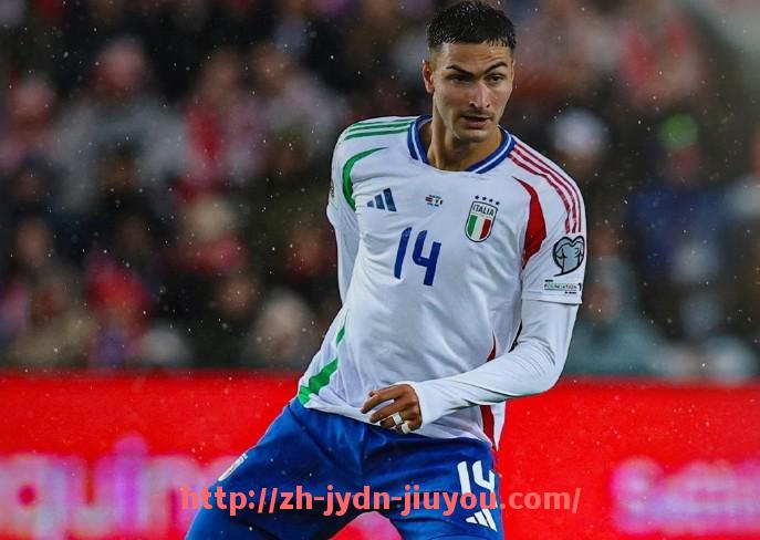 九游jiuyou-英超各球队白色球衣款式盘点及历史沿革