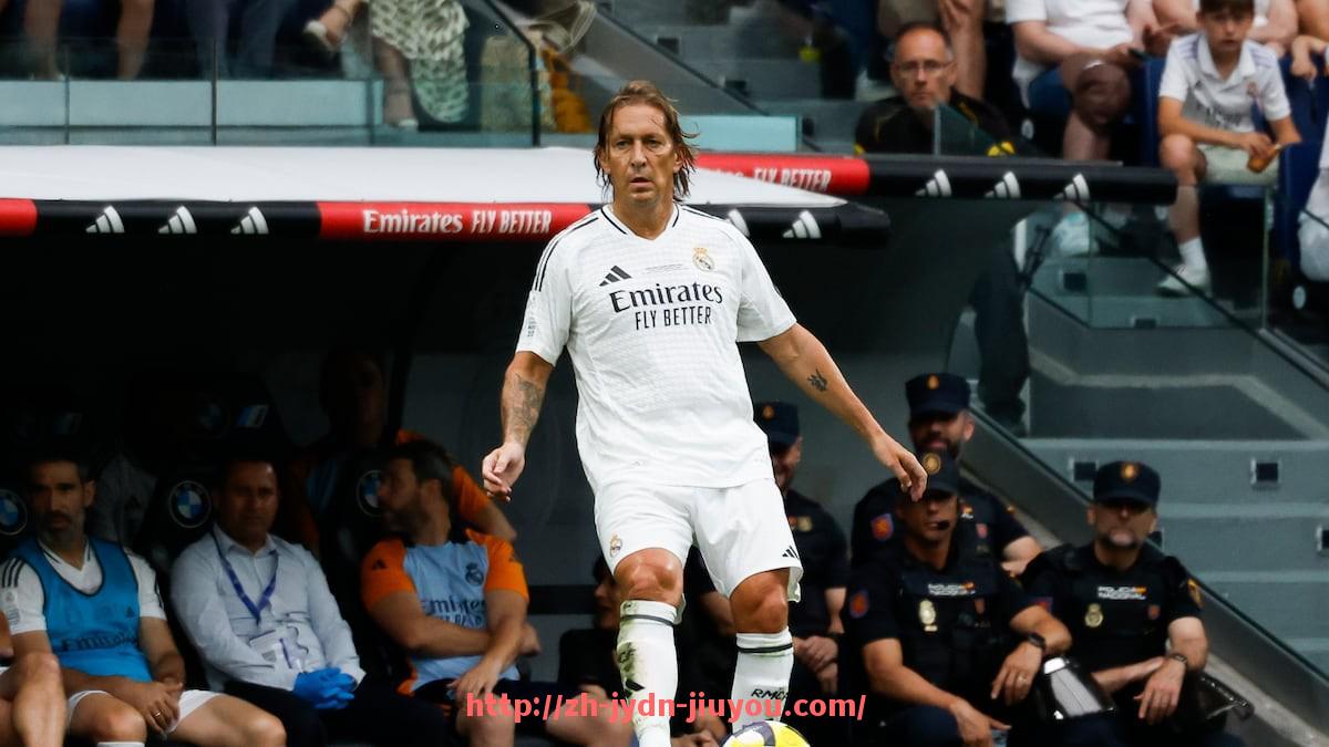 九游jiuyou-2011赛季火箭队球员名单与赛场表现统计