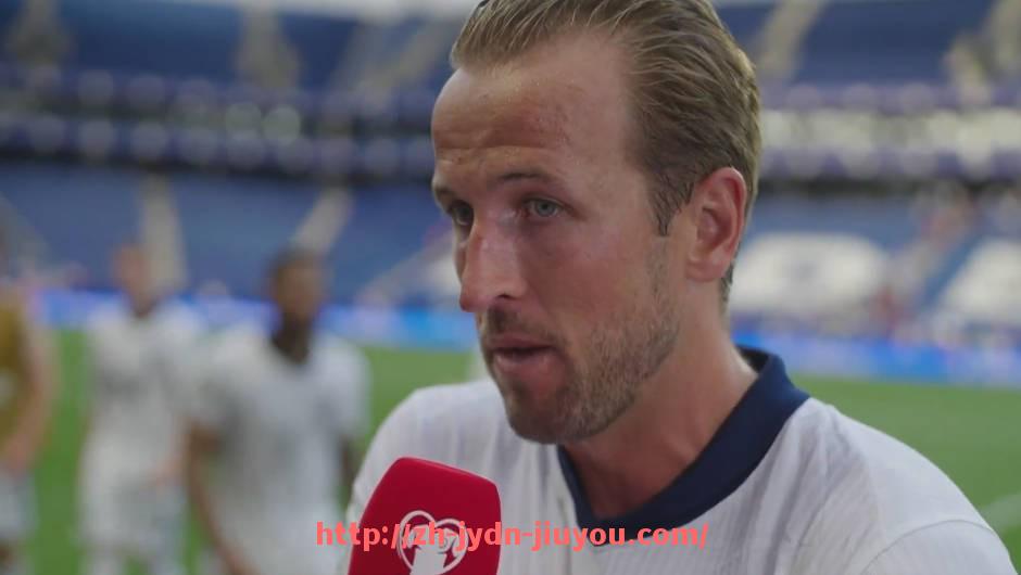 九游jiuyou-火箭队中锋内内球员高清照片及数据统计